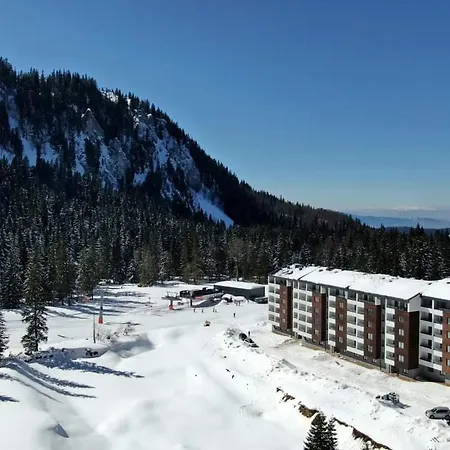 Dea - Ski-to-door With Mountain View 자호리나