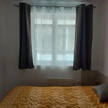 Dea - Ski-to-door With Mountain View